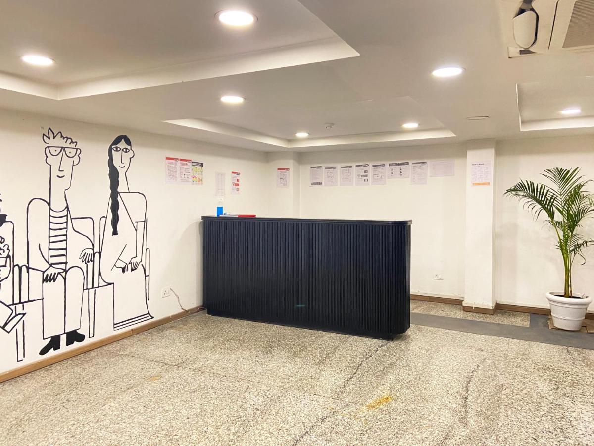 Hotel Golden Saffron By Qotel-Punjabi Bagh Nova Deli Exterior foto