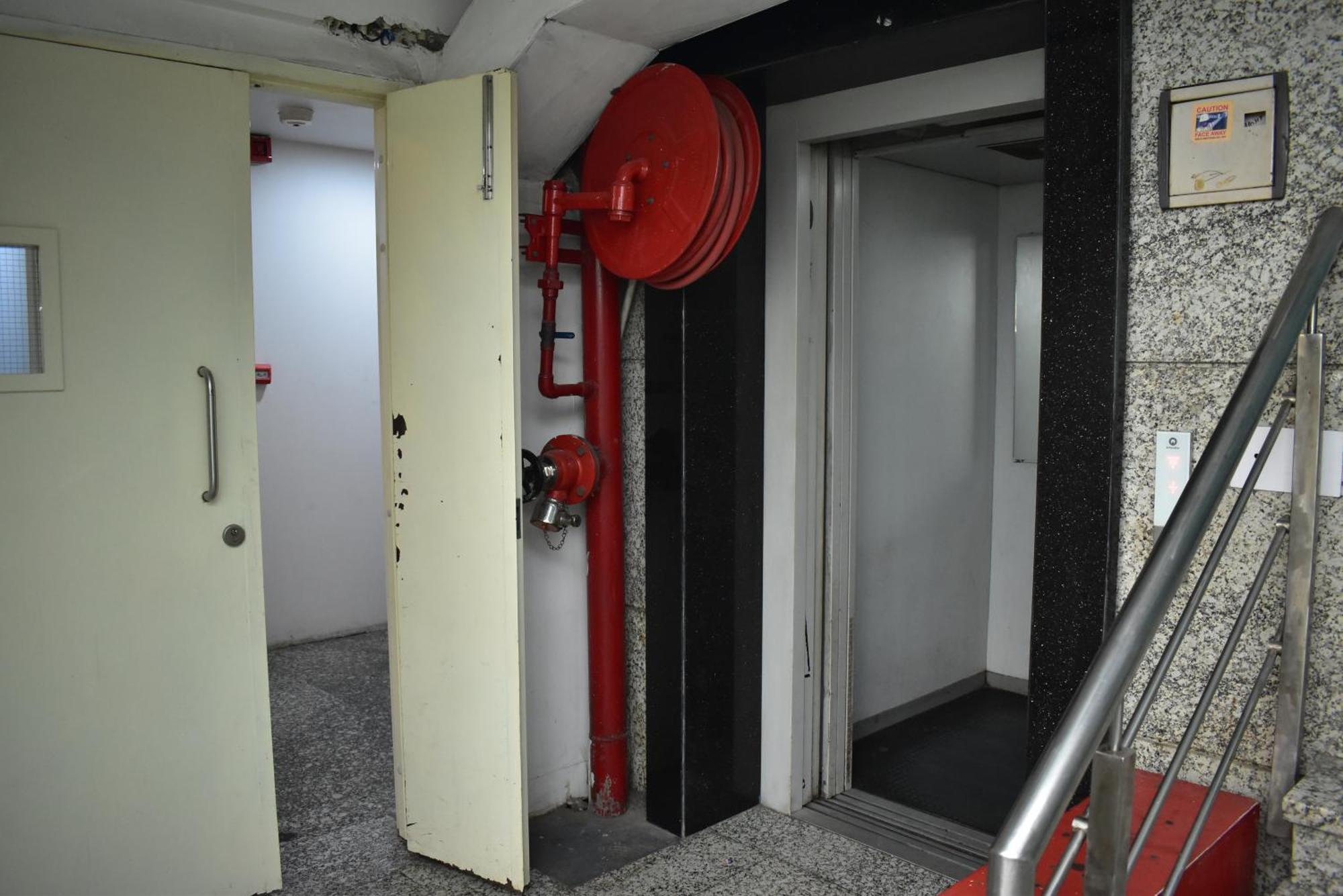 Hotel Golden Saffron By Qotel-Punjabi Bagh Nova Deli Exterior foto