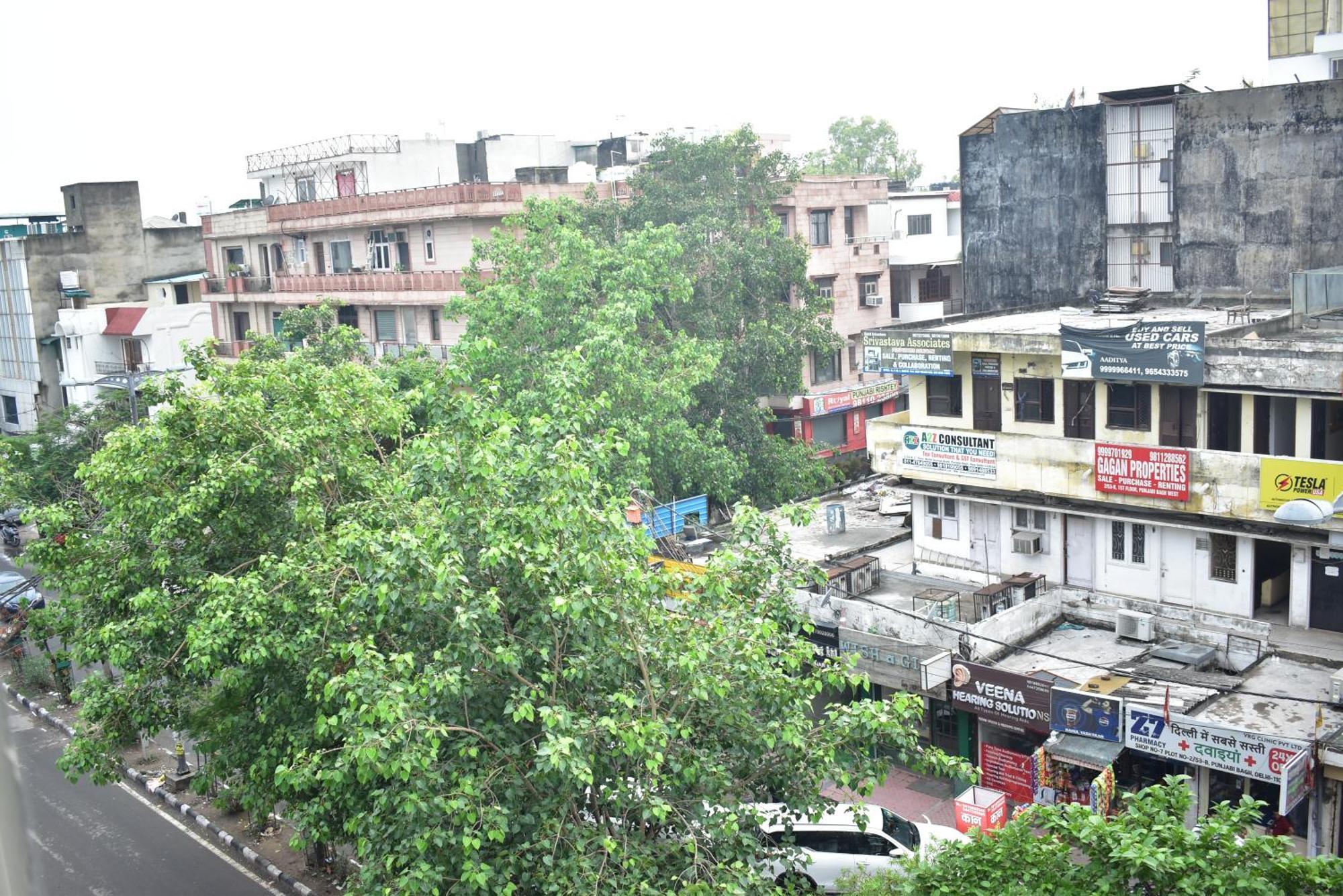 Hotel Golden Saffron By Qotel-Punjabi Bagh Nova Deli Exterior foto